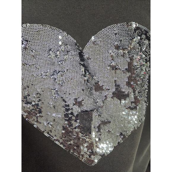 Victorias Secret Crewneck Sweatshirt Gray Sequin Heart Sparkle Size Large - Picture 2 of 9